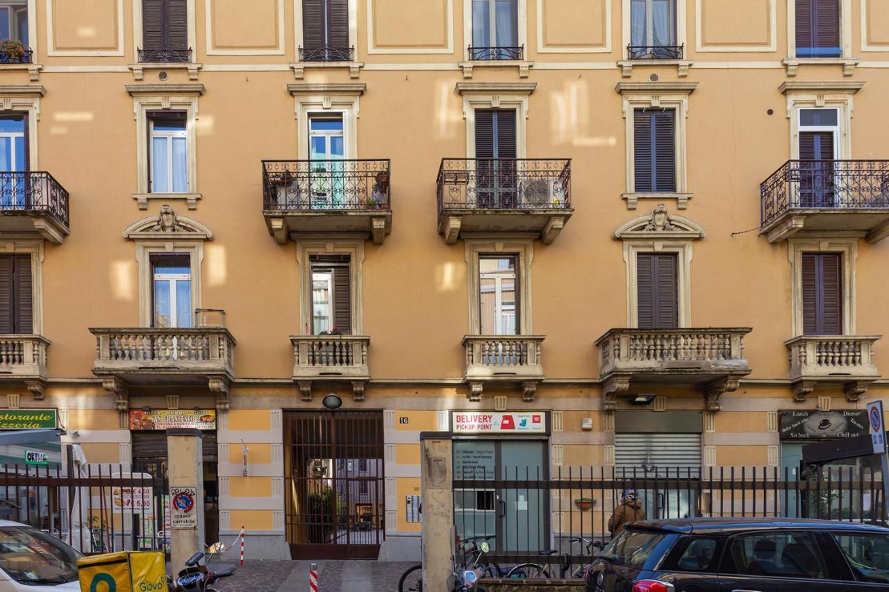 New Apartment In Downtown Close To Duomo Milano Exteriör bild